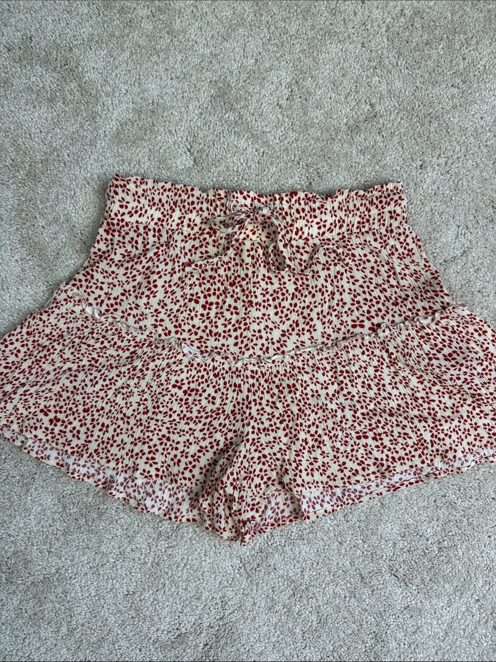 Women's Red Floral Ruffle Smocked Waist Shorts